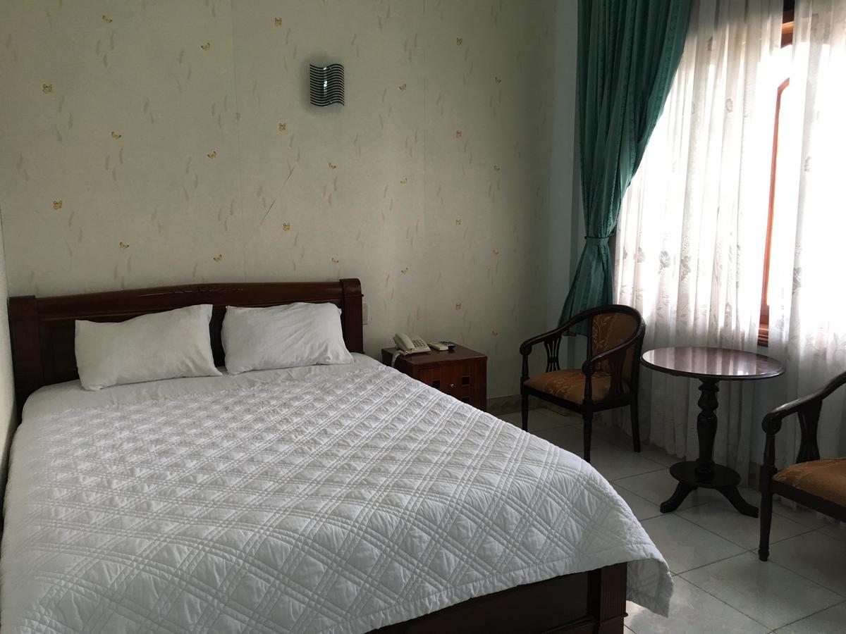 Hoa Anh Dao Hotel Tuy Hoa Extérieur photo