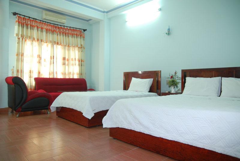 Hoa Anh Dao Hotel Tuy Hoa Extérieur photo