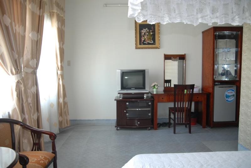 Hoa Anh Dao Hotel Tuy Hoa Extérieur photo